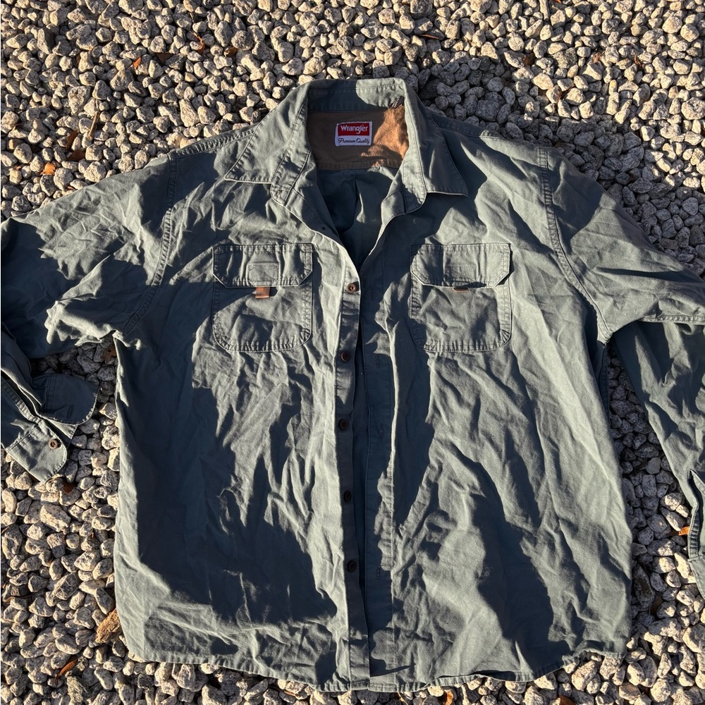 Wrangler button up long sleeve